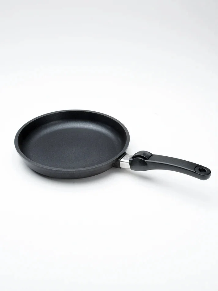 SKK Gusspfanne 32/4 cm Serie 11 